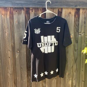 Undefeated Tee L